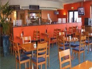 Ibis East -
