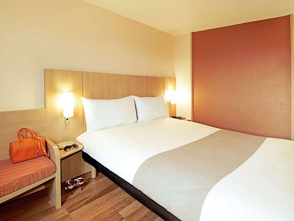 Ibis East - Ротерхам