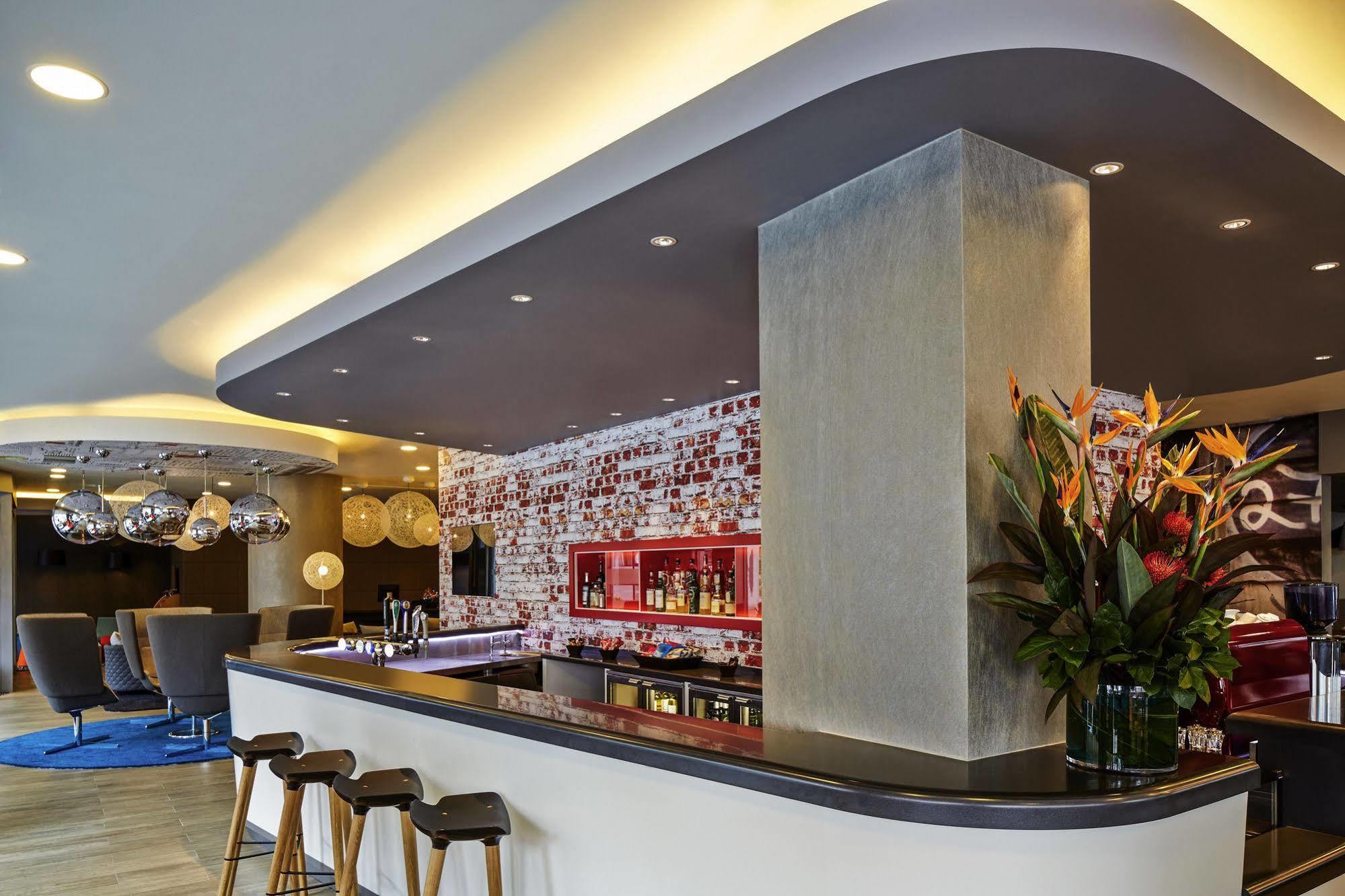 Отель Ibis East - 2*