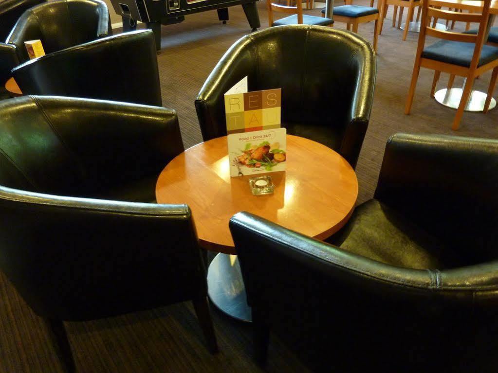 Ibis East -